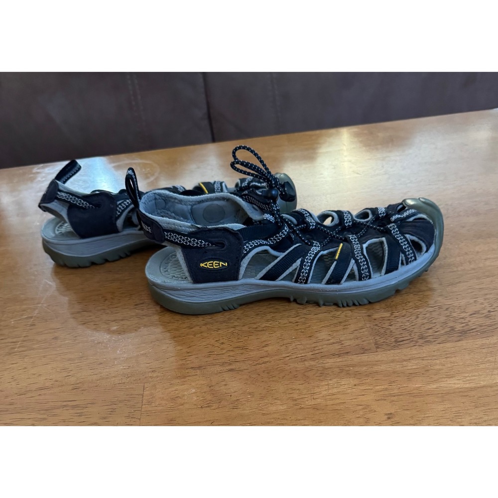 KEEN Women's Whisper Black Grey Waterproof Sport Hiking Sandals Size 8.5